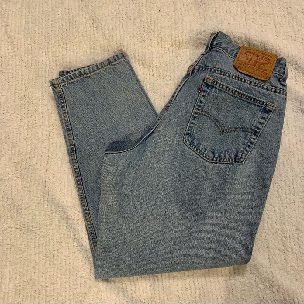 Vintage Levi’s 550 relaxed fit tapered leg mom jeans (90s denim) size 16 vintage